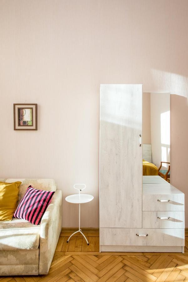 Hb Apartments Mari Brose Tbilisi Ngoại thất bức ảnh
