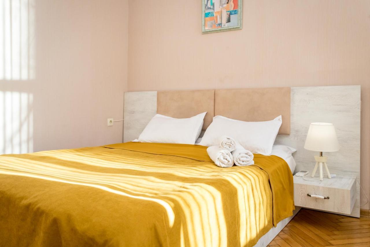Hb Apartments Mari Brose Tbilisi Ngoại thất bức ảnh